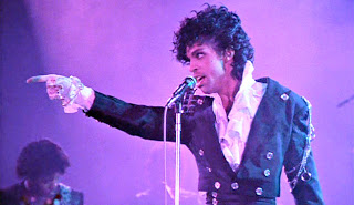 Αποτέφρωσαν τον Prince: Πόσο κόστισε η αποτέφρωση και που θα μείνουν οι στάχτες του; [photos] - Φωτογραφία 1