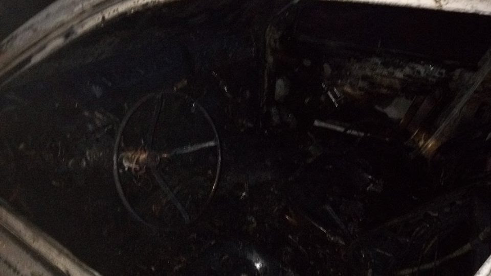 Φωτιά κατέστρεψε αυτοκίνητο στη Φθιώτιδα [photos] - Φωτογραφία 6