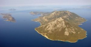 Το ελληνικό νησί όπου δρούσαν οι Τηλεβόες πειρατές [photos] - Φωτογραφία 4