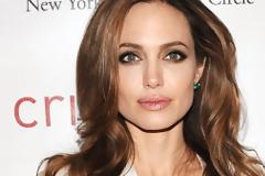 Η σοκαριστική εμφάνιση της Angelina Jolie. Είναι πιο αδύνατη από ποτέ... [photos]