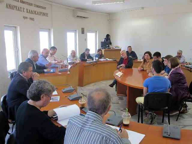 Δήμος Μαλεβιζίου: Το Δημοτικό Συμβούλιο βράβευσε μαθητές του Λυκείου Γαζίου - Φωτογραφία 2