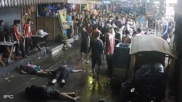 Άγρια επίθεση σε οικογένεια Βρετανών στην Ταϋλάνδη. [photos] - Φωτογραφία 3