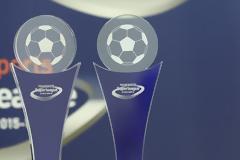 ΓΕΜΑΤΑ... ΘΡΥΛΟ ΤΑ ΒΡΑΒΕΙΑ ΤΗΣ SUPER LEAGUE! (PHOTOS)
