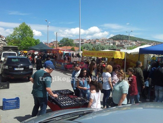 Δείτε φωτογραφίες από το Νυφοπάζαρο στην Καστοριά [photos] - Φωτογραφία 6