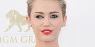 Δείτε πόσο έχει αλλάξει η Miley Cyrus [photos] - Φωτογραφία 1