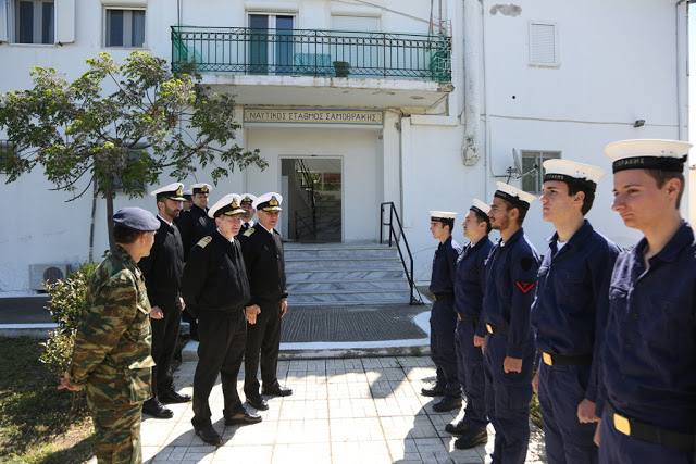 Επίσκεψη Αρχηγού ΓΕΝ στις νήσους Σαμοθράκη, Λέσβο, Χίο και σε Πολεμικά Πλοία - Φωτογραφία 4