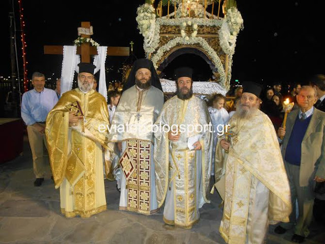 Χαλκίδα: Συναντήθηκαν οι Επιτάφιοι στην Παραλία - Φωτογραφία 3