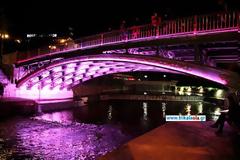 Τρίκαλα: Η γέφυρα που αλλάζει απόχρωση ανάλογα με τη διάθεση…