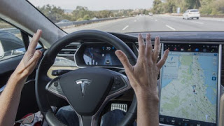 «Ανεξέλεγκτος και δήθεν» ο αυτόματος πιλότος της Tesla, λέει η Volvo - Φωτογραφία 1