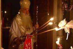 Ανάσταση στον Μητροπολιτικό ναό του Αγίου Γεωργίου στο Ναύπλιο [photos]