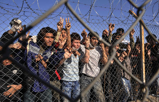«Ελλείψεις» στη φύλαξη των συνόρων από την Ελλάδα διαπίστωσε η Κομισιόν - Φωτογραφία 1