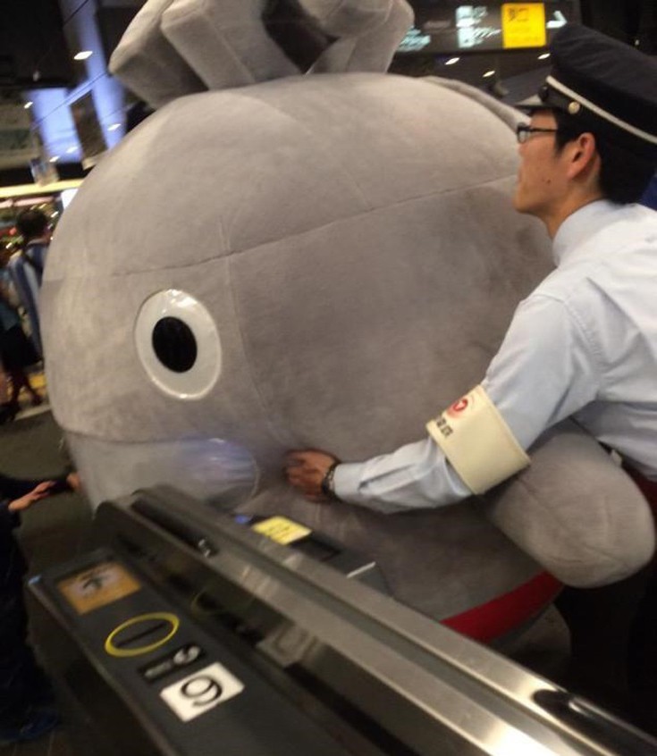 Μασκότ που… κόλλησαν, και δεν ήταν η καλή τους μέρα! [photos] - Φωτογραφία 2