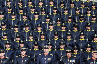 Πανελλήνιες 2016: Όσα πρέπει να ξέρουν οι υποψήφιοι για τις στρατιωτικές σχολές - Φωτογραφία 1