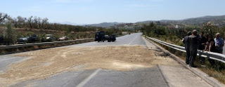Ζητούν άμεση λύση για το δρόμο-καρμανιόλα οι κάτοικοι του Σκαλανίου – Όχι άλλο αίμα στην άσφαλτο - Φωτογραφία 1