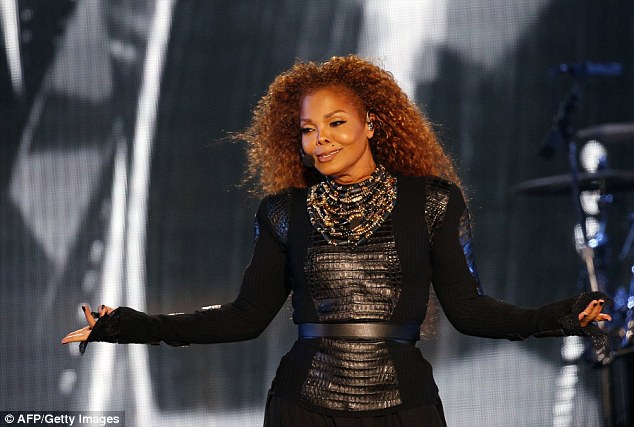 Η Janet Jackson είναι έγκυος! [photos] - Φωτογραφία 3