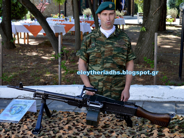 Τον προστάτη του Στρατού Ξηράς Άγιου Γεώργιο τίμησε η ΙΜΠ. Παρουσιάστηκε σύγχρονος οπλισμός των Ειδικών Δυνάμεων. Video και φωτογραφίες - Φωτογραφία 20