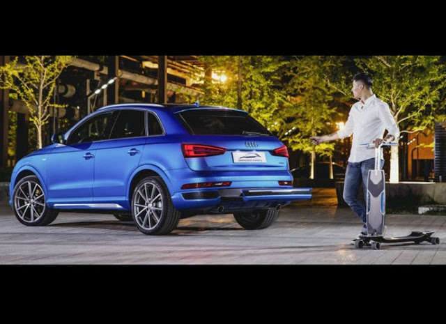 Audi Q3 με ενσωματωμένο ηλεκτρικό πατίνι! - Φωτογραφία 3