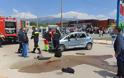 Ιωάννινα: Τροχαίο στη διασταύρωση των ΤΕΙ. Το ένα όχημα ντελαπάρισε, 2 τραυματίες [photos] - Φωτογραφία 5