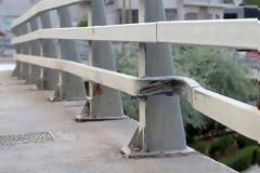 Χαροπαλεύει 32χρονος αστυνομικός μετά από σφοδρό τροχαίο με μηχανή - Εικόνες που κόβουν την ανάσα...