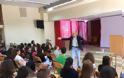 Εντυπωσίασε η ομιλία του Άγγελου Τσιγκρή για τη σχολική βία στο Λύκειο των Καμαρών Αιγιάλειας [photos] - Φωτογραφία 2