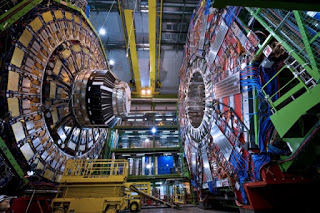 Ξεκινά πάλι τη λειτουργία του ο μεγάλος επιταχυντής του CERN - Φωτογραφία 1