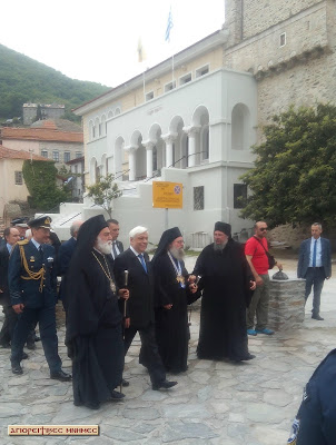 8396 - Στο Άγιο Όρος για ολιγόωρη επίσκεψη ο Πρόεδρος της Δημοκρατίας - Φωτογραφία 1