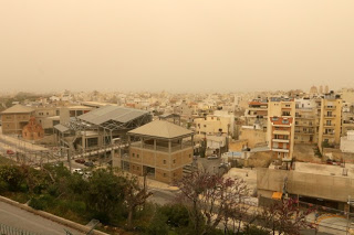 Ξανά η αφρικανική σκόνη στην… Κρήτη – Τι πρέπει να κάνουν οι κάτοικοι του νησιού - Φωτογραφία 1