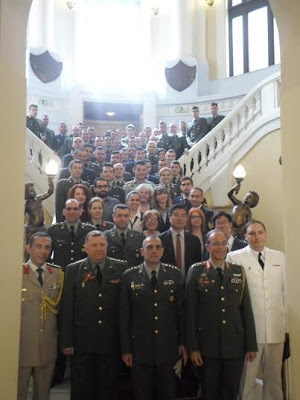 Αποφοίτηση στη Στρατιωτική Σχολή Ξένων Γλωσσών - Φωτογραφία 1