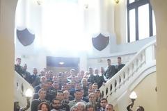 Αποφοίτηση στη Στρατιωτική Σχολή Ξένων Γλωσσών