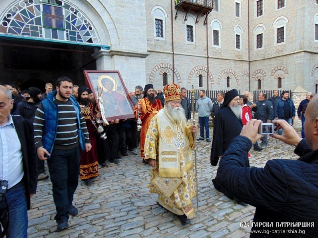 8405 - Φωτογραφίες από την Πανήγυρη του Αγίου Γεωργίου στην Ιερά Μονή Ζωγράφου Αγίου Όρους - Φωτογραφία 26