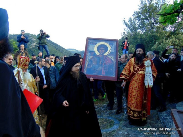 8405 - Φωτογραφίες από την Πανήγυρη του Αγίου Γεωργίου στην Ιερά Μονή Ζωγράφου Αγίου Όρους - Φωτογραφία 39