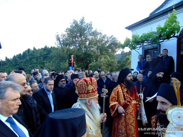 8405 - Φωτογραφίες από την Πανήγυρη του Αγίου Γεωργίου στην Ιερά Μονή Ζωγράφου Αγίου Όρους - Φωτογραφία 45