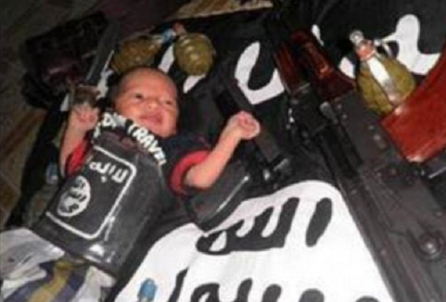 Σοκαριστικές εικόνες που μας κρύβουν: Οι Τζιχαντιστές σκοτώνουν και βασανίζουν παιδιά [photos] - Φωτογραφία 5