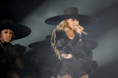 Η Beyonce εμφανίστηκε πιο εκρηκτική από ποτέ! [photos]
