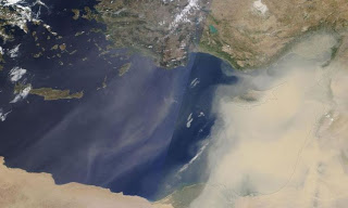 Πνίγηκε στη σκόνη η Κύπρος. Πότε υποχωρεί - Φωτογραφία 1