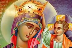 Η Παναγία δακρύζει στο σπίτι Τούρκου - Για θαύμα κάνει λόγο ο τουρκικός Τύπος [photo]