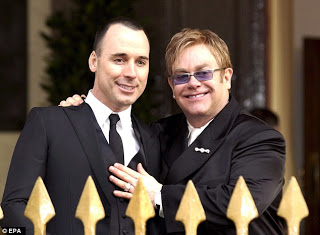 Ζωή σαν παραμύθι: Επέτειο 11 ετών έχει ο Elton John και ο σύζυγος του, David Furnish [photos] - Φωτογραφία 1