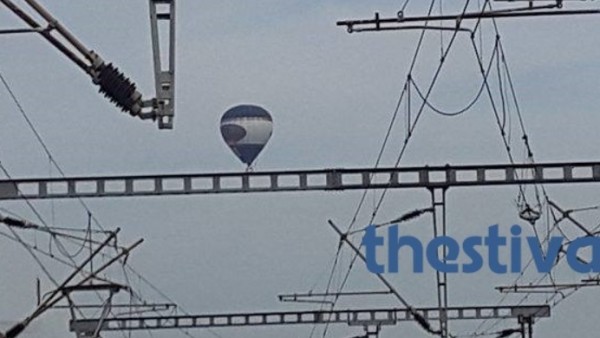 Θεσσαλονίκη: Το ταξίδι του Ηλία Ψινάκη με αερόστατο - Δείτε τις εικόνες από την περιοχή της Μενεμένης - Φωτογραφία 2