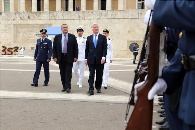 Δηλώσεις ΥΕΘΑ Πάνου Καμμένου μετά τη συνάντησή του με τον Υπουργό Άμυνας της Μ. Βρετανίας Michael Fallon - Φωτογραφία 9