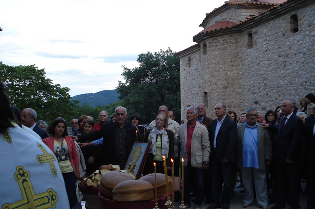 Τίμησαν τον Τχη ε.α και νυν Αρχιμανδρίτη Μακάριο Ιακωβάκη - Φωτογραφία 27