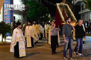 Με λαμπρότητα το Ναύπλιο τιμά τους Αγιους Κωνσταντίνο και Ελένη [video] - Φωτογραφία 1