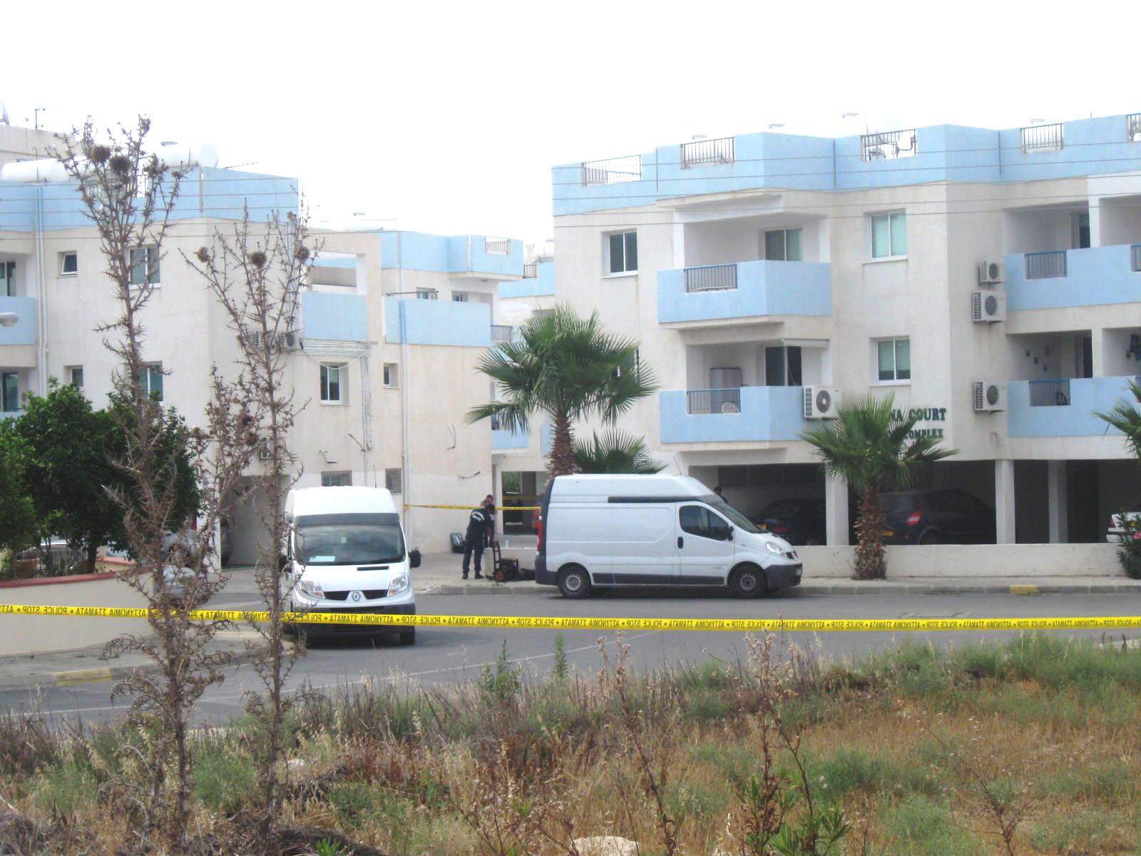 Θρίλερ στην Κύπρο- Νεκρός από αστυνομικά πυρά 41χρονος που κρατούσε όμηρο το παιδί του - Φωτογραφία 2