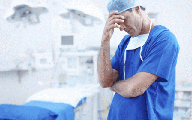 Τελειωτικό χτύπημα για τους νοσοκομειακούς γιατρούς – Τέλος στην μισθολογική ωρίμανση - Φωτογραφία 1