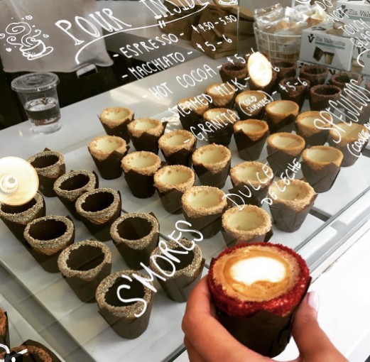Ο καφές σε χωνάκι σοκολάτας που έχει ξετρελάνει το Instagram! [photos] - Φωτογραφία 4
