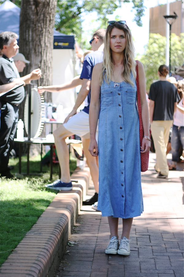 Denim Dress: 10 τρόποι να φορέσεις το τζην φόρεμα! - Φωτογραφία 4