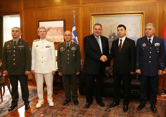 Συνάντηση ΥΕΘΑ Π. Καμμένου με τον Αντιπρόεδρο της Αρμενικής Βουλής E. Sharmazanov και τον Ρώσο κοσμοναύτη F. Γραμματικόπουλο Yurchikhin - Φωτογραφία 1