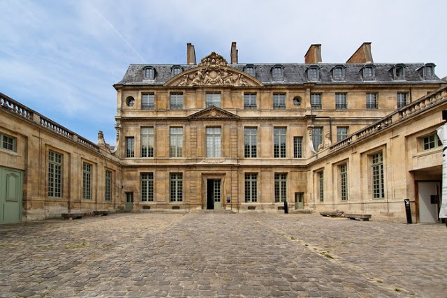 Ένα μεγάλο μουσείο ανοίγει στο Παρίσι και άλλες ιστορίες με σκάνδαλα [photos] - Φωτογραφία 3
