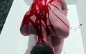 Ακτιβιστές μετέτρεψαν το σώμα τους σε «ανθρώπινο κρέας» προς πώληση - Φωτογραφία 6