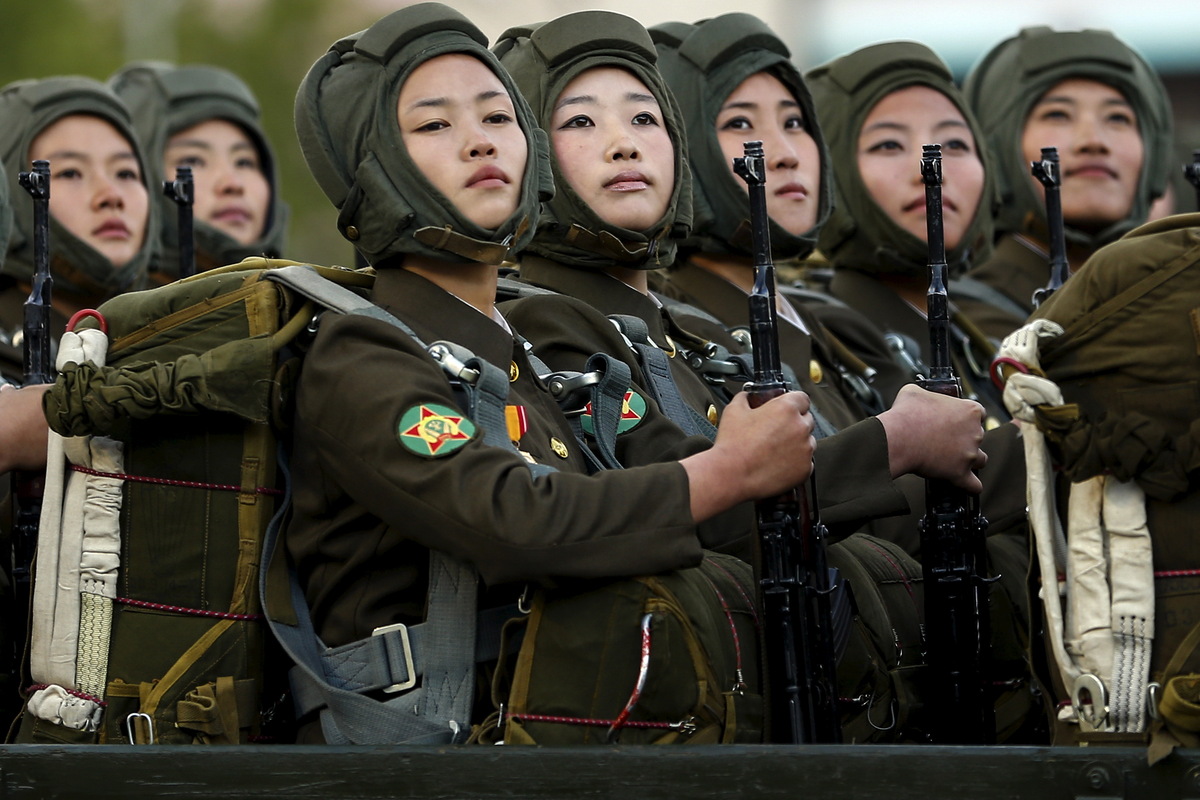 Πως είναι η ζωή στο στρατό της Βόρειας Κορέας; 25 φωτογραφίες, σπάνιες αλλά και «στημένες» δίνουν την απάντηση - Φωτογραφία 14
