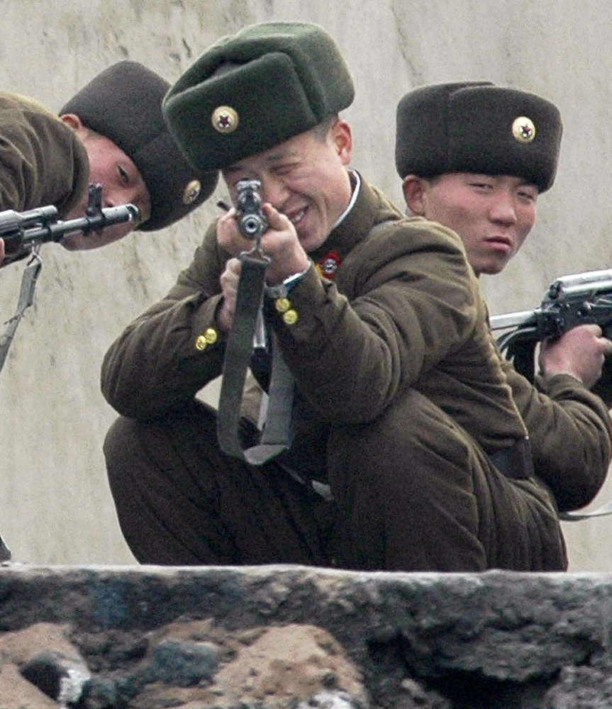 Πως είναι η ζωή στο στρατό της Βόρειας Κορέας; 25 φωτογραφίες, σπάνιες αλλά και «στημένες» δίνουν την απάντηση - Φωτογραφία 16